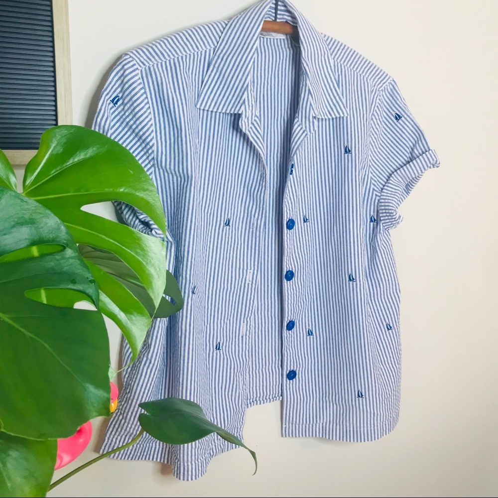 VTG Nautical Crop Seersucker Button Up Popover - Picture 5 of 6